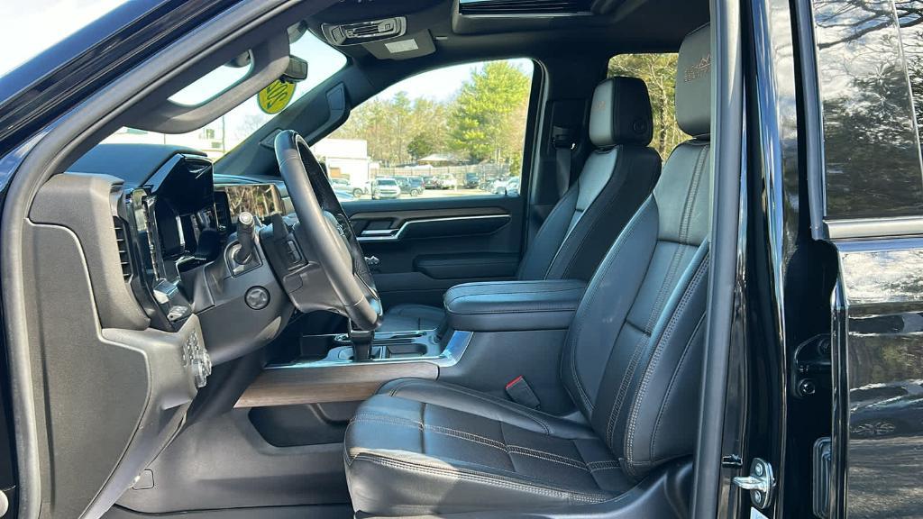 used 2024 Chevrolet Silverado 1500 car, priced at $63,990