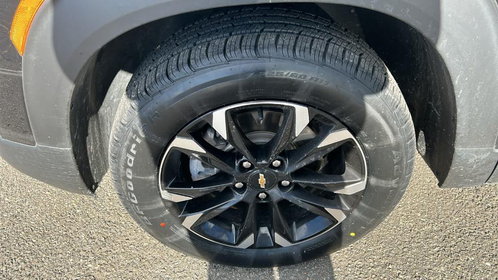 used 2023 Chevrolet TrailBlazer car, priced at $23,490