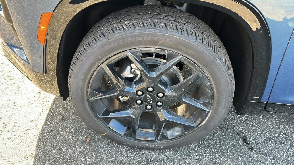 new 2026 Chevrolet Traverse car, priced at $61,770