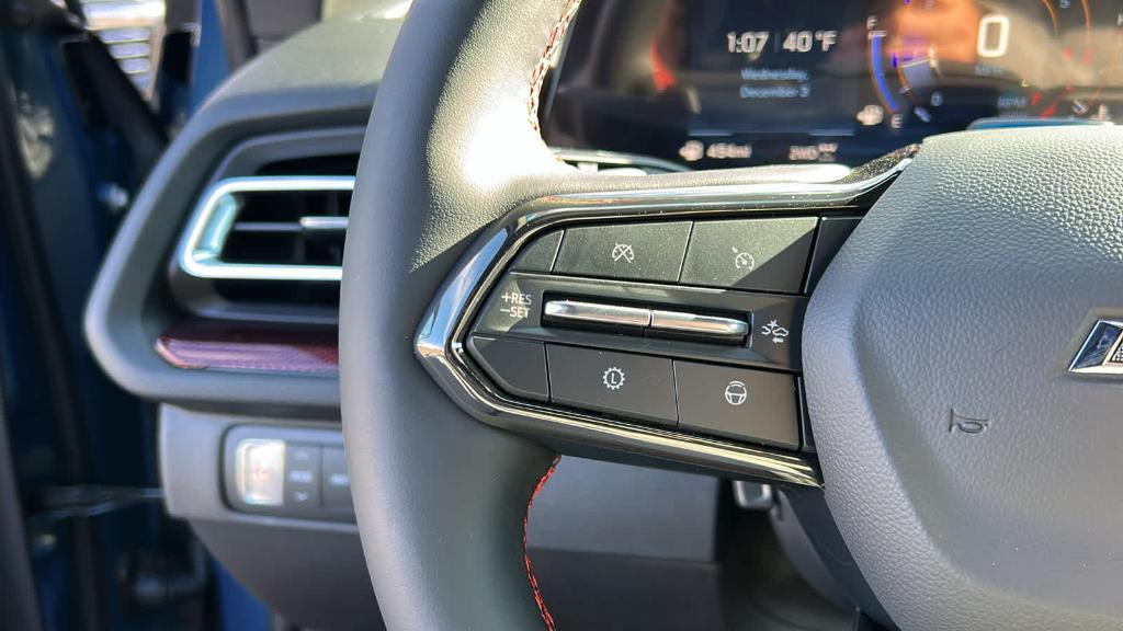 new 2026 Chevrolet Traverse car, priced at $61,770