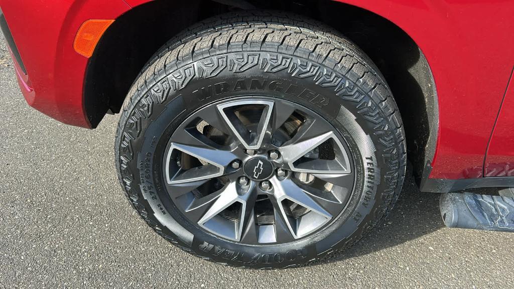 used 2024 Chevrolet Tahoe car, priced at $63,590