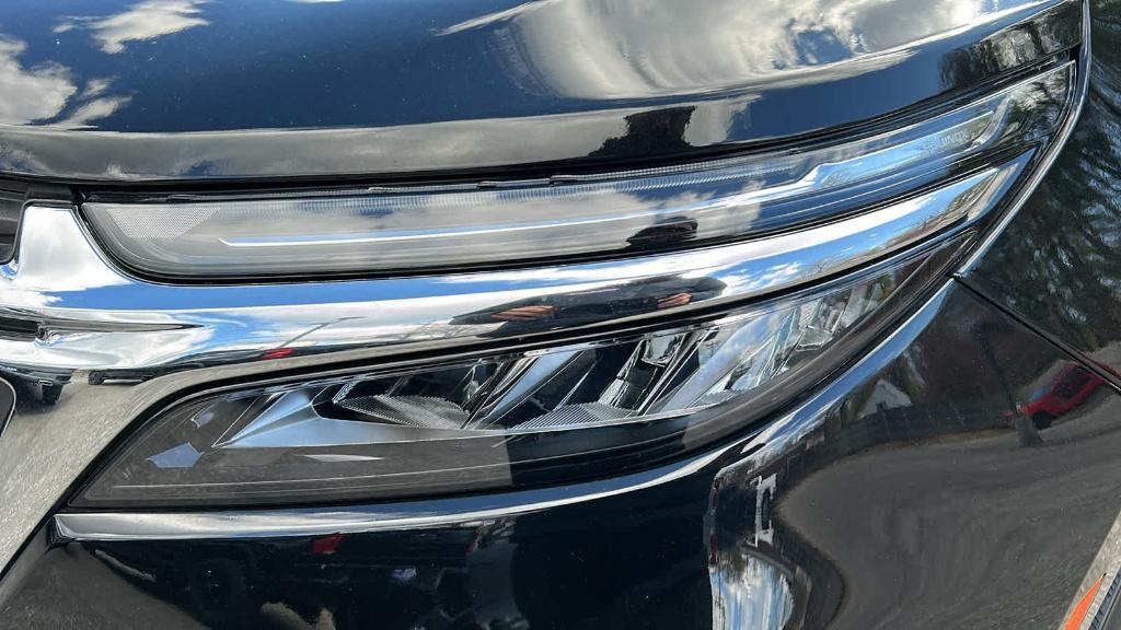 used 2023 Chevrolet Equinox car, priced at $24,990