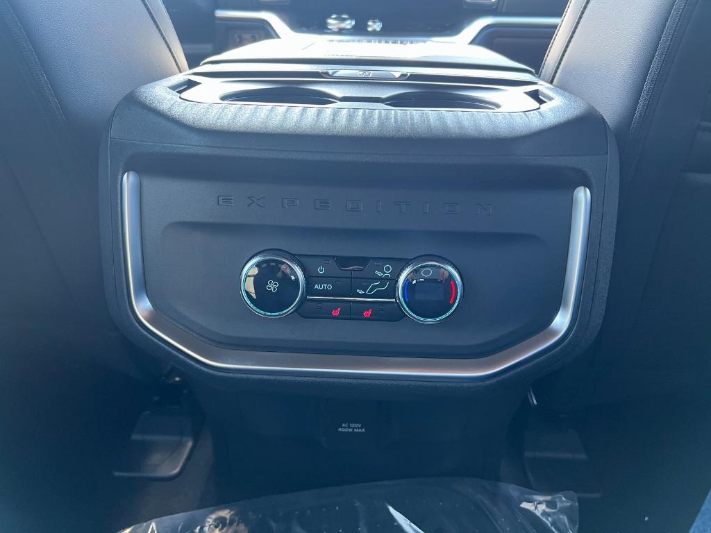 new 2026 Ford Expedition car, priced at $78,615