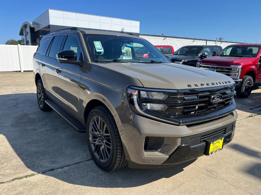 new 2026 Ford Expedition car, priced at $78,615