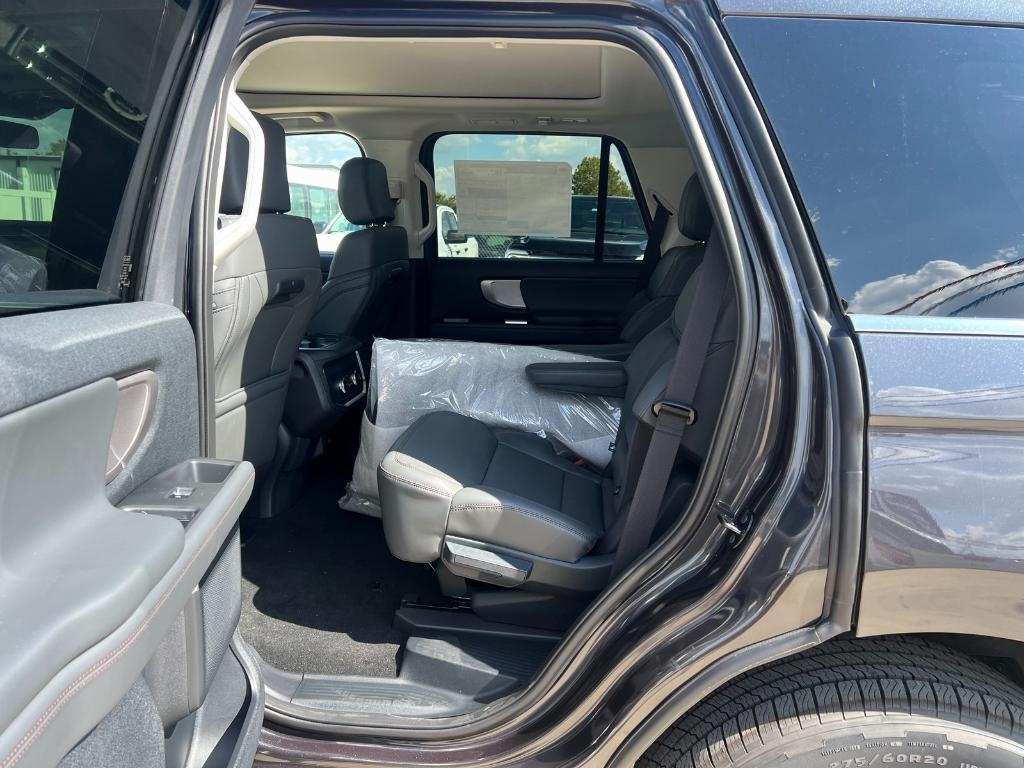 new 2025 Ford Expedition car, priced at $64,000
