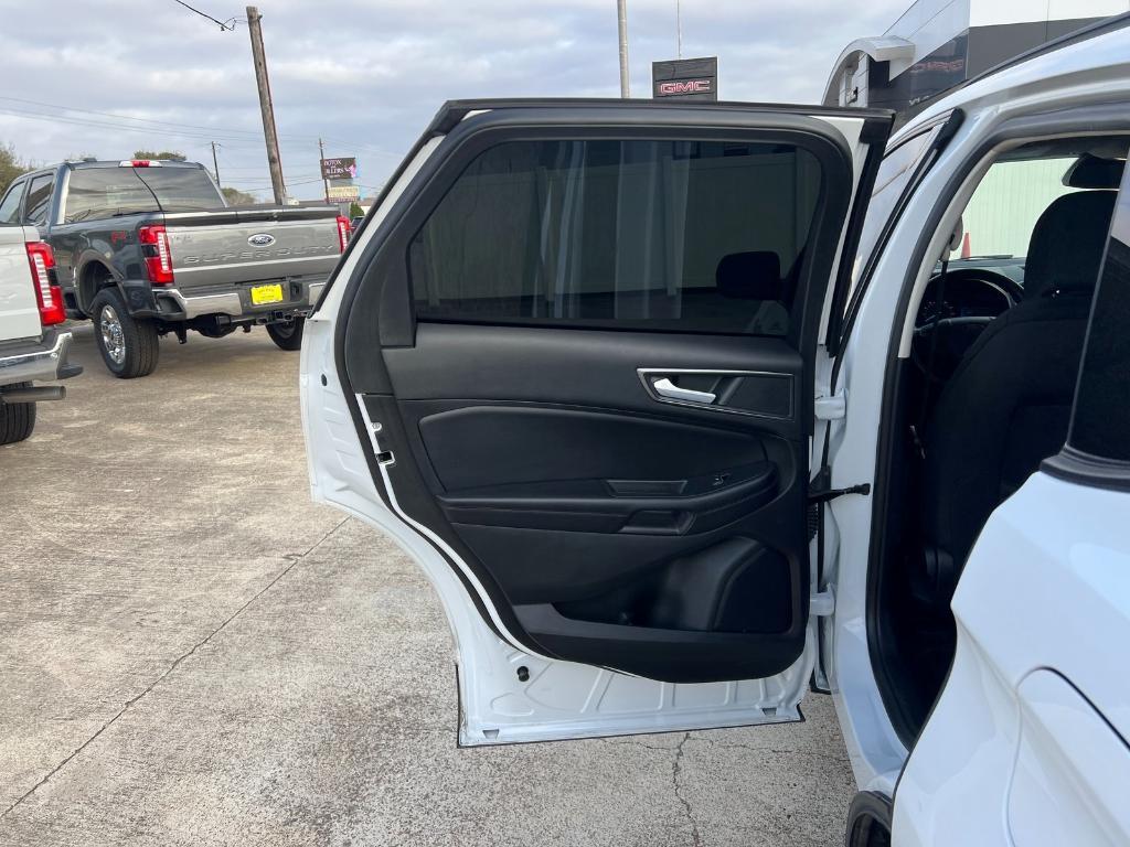 used 2022 Ford Edge car, priced at $20,317