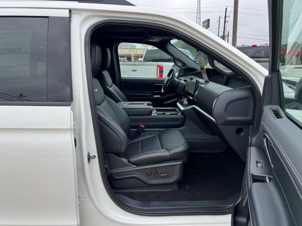 new 2026 Ford Expedition car, priced at $79,115