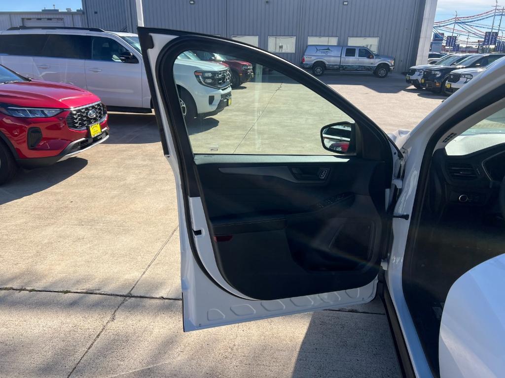 new 2026 Ford Escape car, priced at $26,345