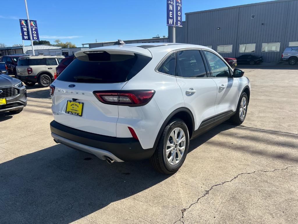 new 2026 Ford Escape car, priced at $26,345