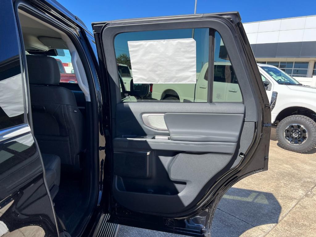 new 2026 Ford Expedition car, priced at $68,775