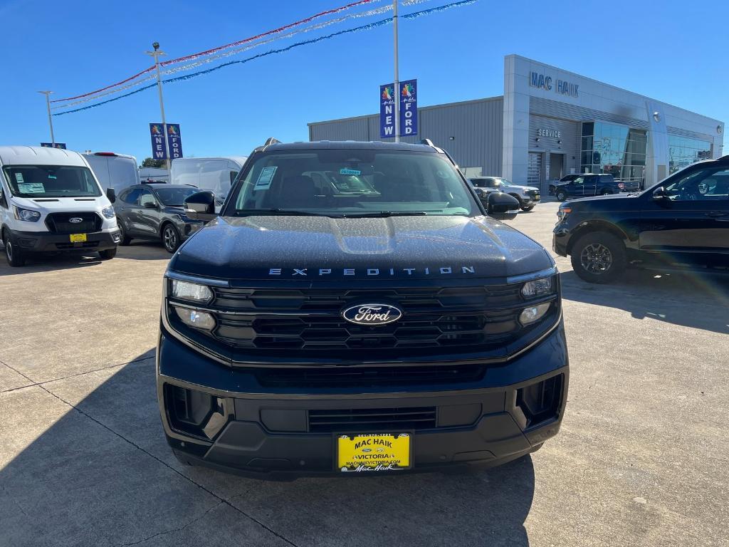 new 2026 Ford Expedition car, priced at $68,775