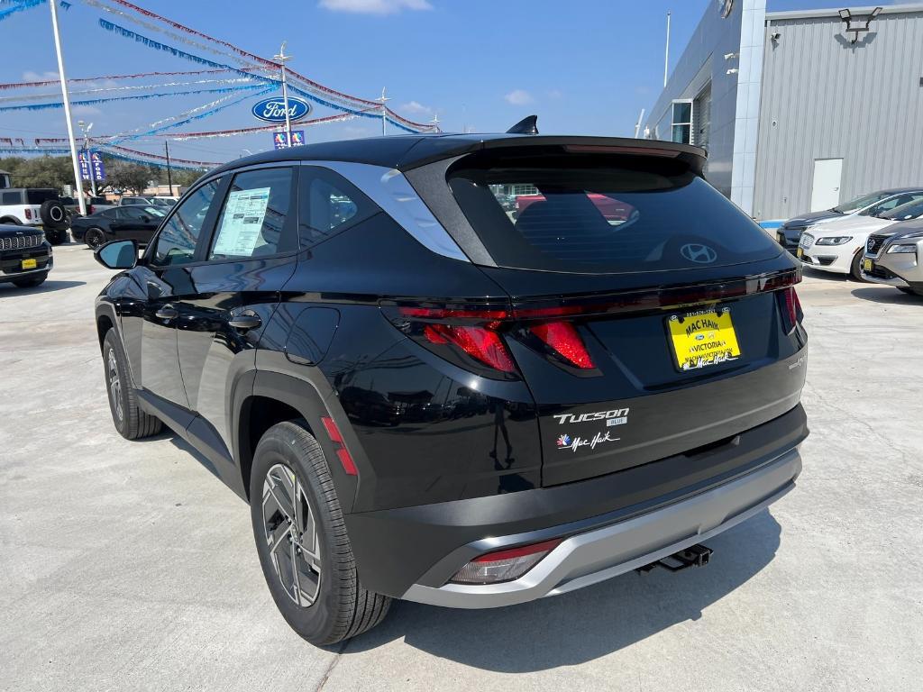 new 2026 Hyundai TUCSON Hybrid car, priced at $34,615