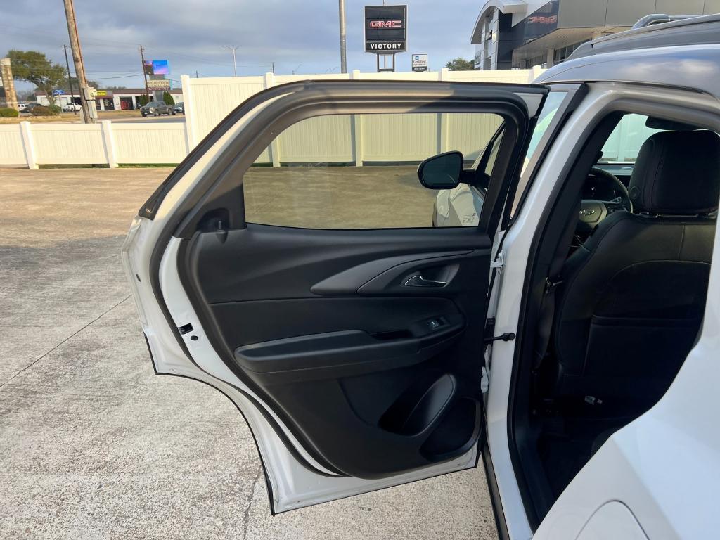 used 2025 Chevrolet TrailBlazer car, priced at $24,959
