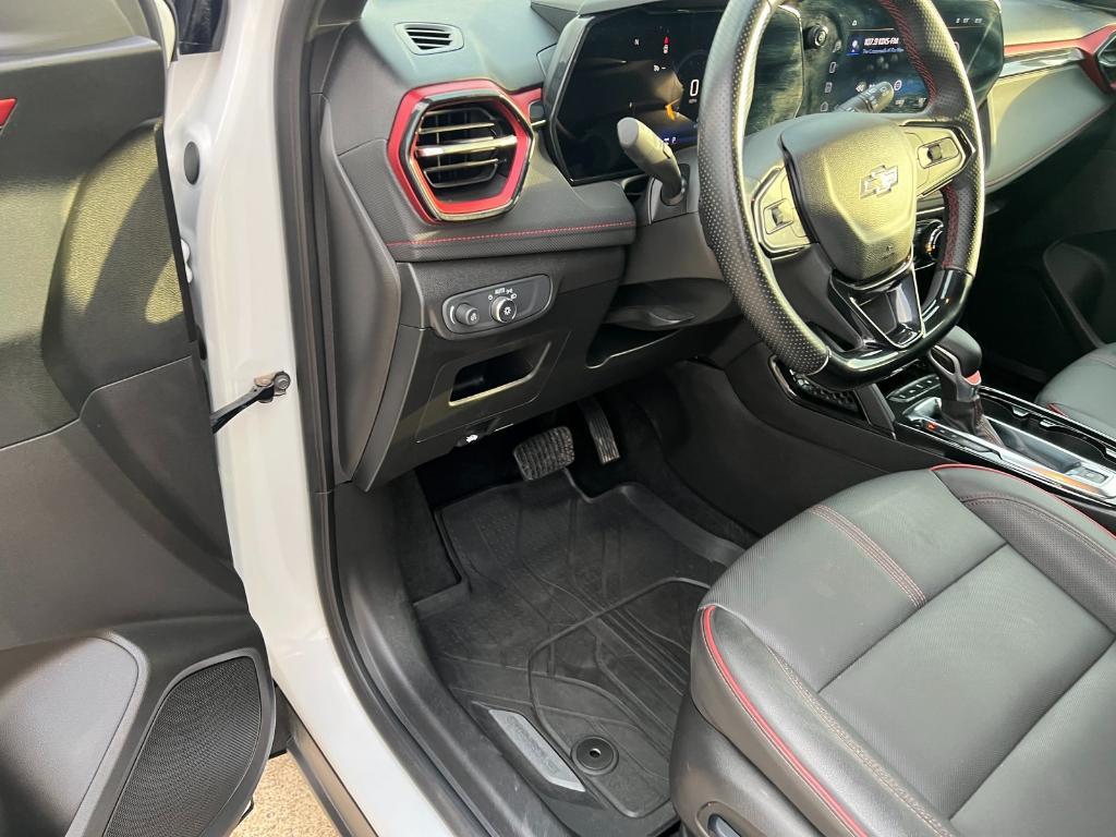 used 2025 Chevrolet TrailBlazer car, priced at $24,959