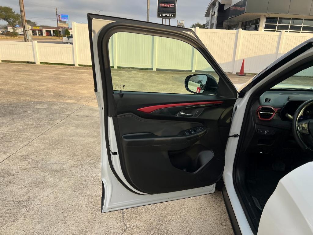 used 2025 Chevrolet TrailBlazer car, priced at $24,959