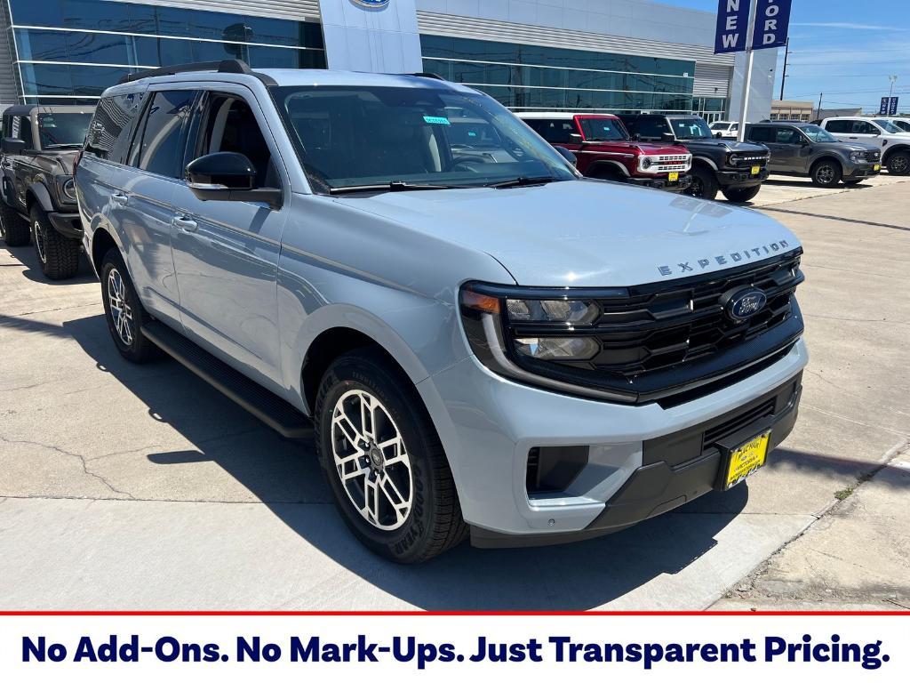 new 2026 Ford Expedition car, priced at $68,270
