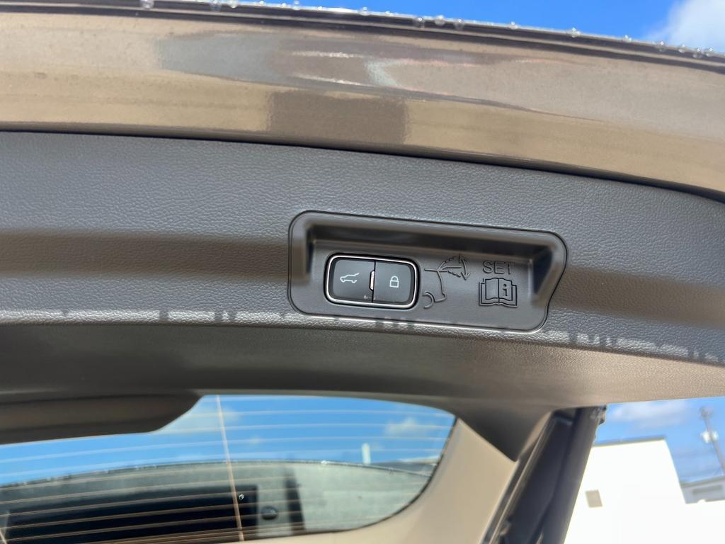 new 2026 Ford Explorer car, priced at $39,825