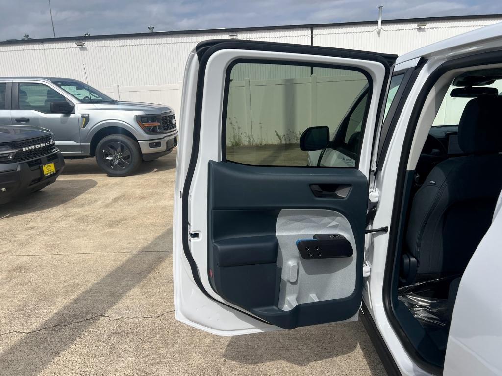 new 2025 Ford Maverick car, priced at $28,465