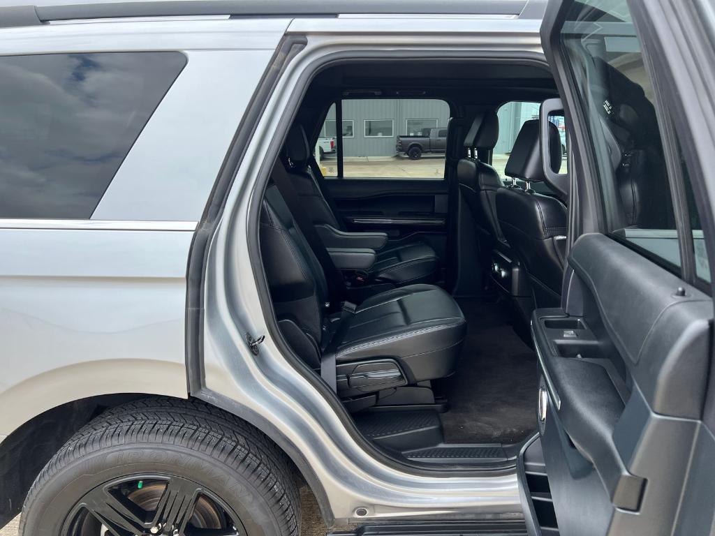 used 2021 Ford Expedition car, priced at $32,090