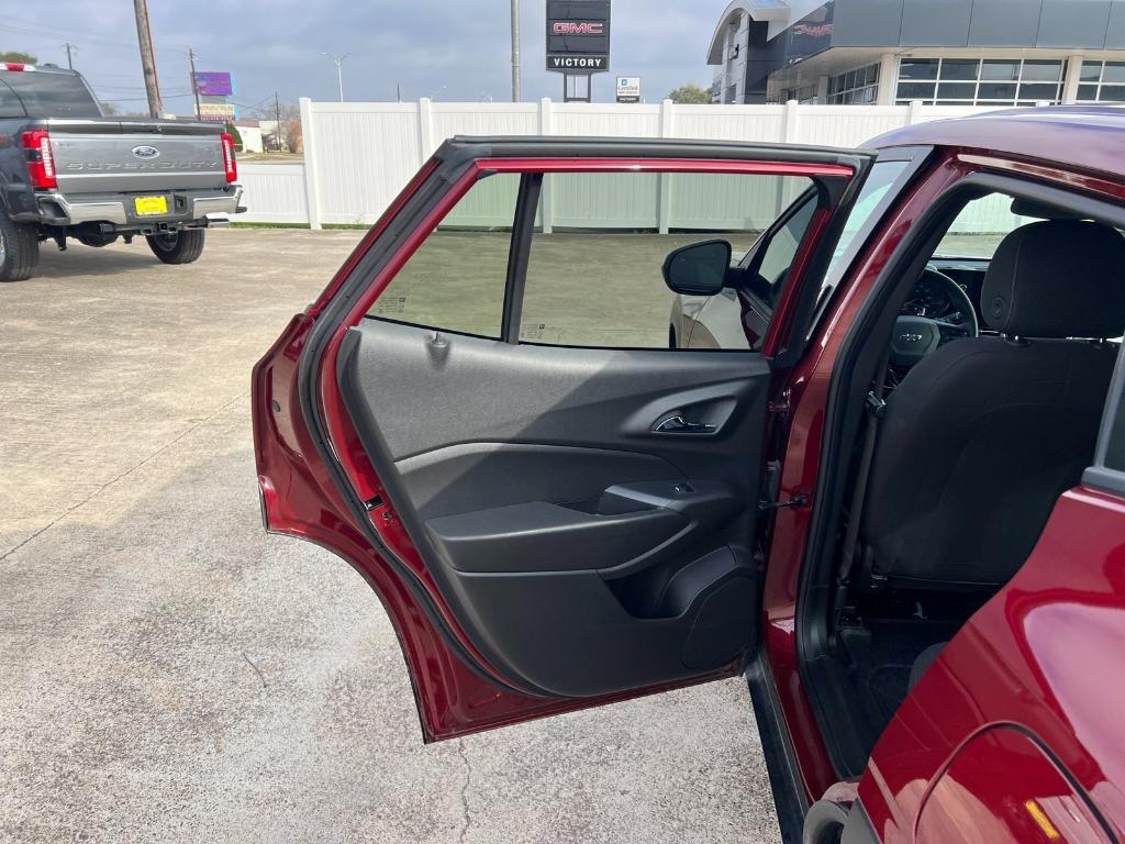 used 2024 Chevrolet Trax car, priced at $17,562