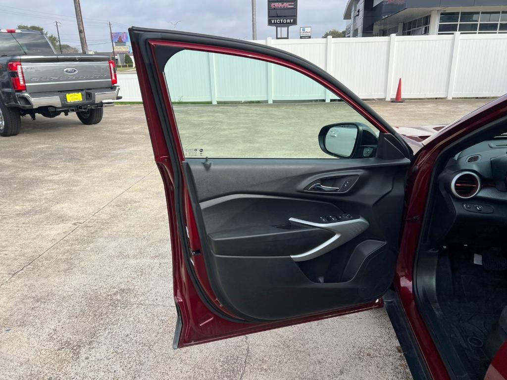 used 2024 Chevrolet Trax car, priced at $17,562