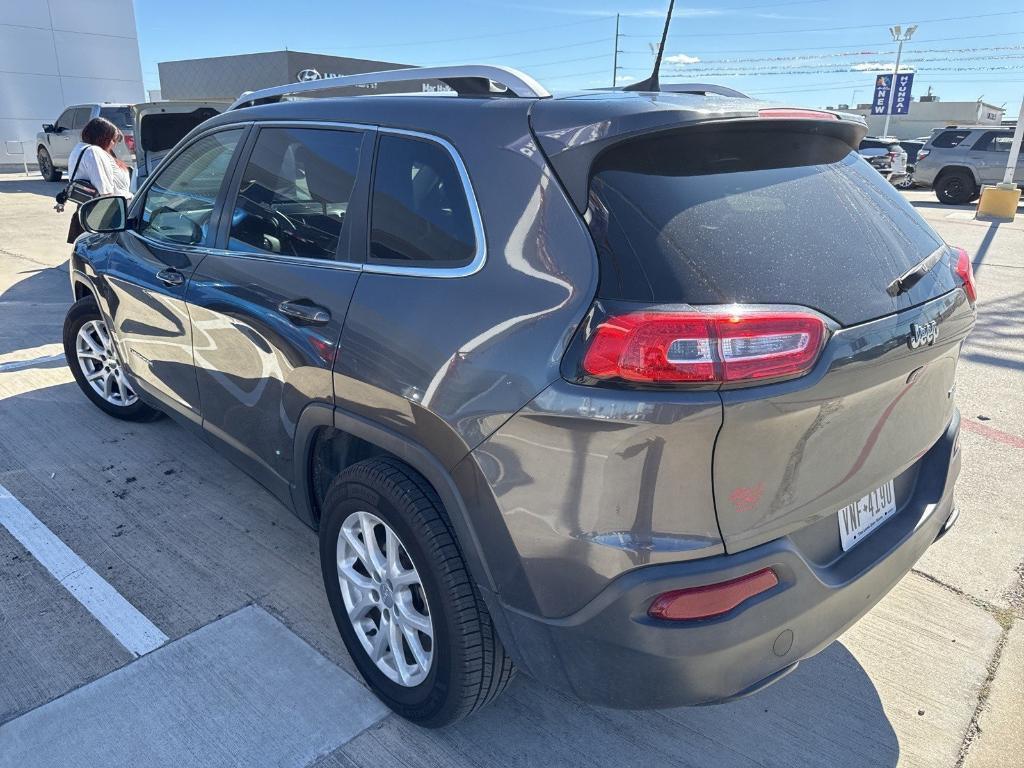 used 2017 Jeep Cherokee car, priced at $7,377