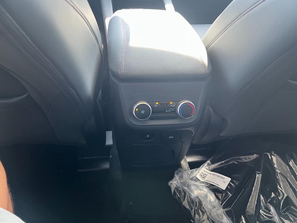 new 2025 Ford Explorer car, priced at $37,760
