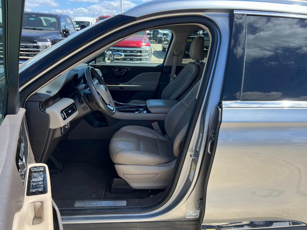 used 2022 Lincoln Aviator car, priced at $41,380