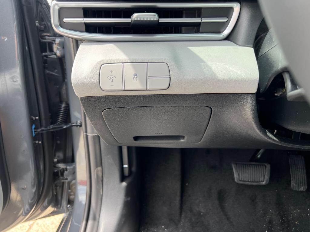 new 2026 Hyundai Elantra car, priced at $27,958