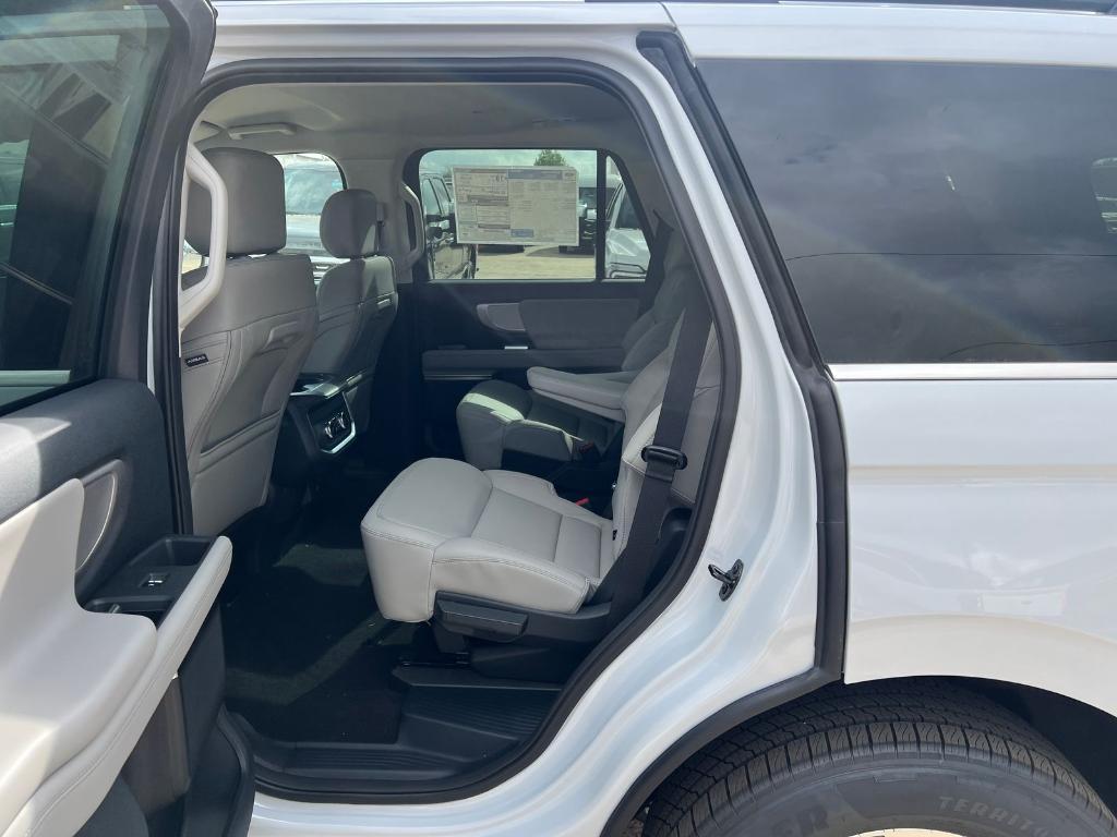 new 2026 Ford Expedition car, priced at $67,770