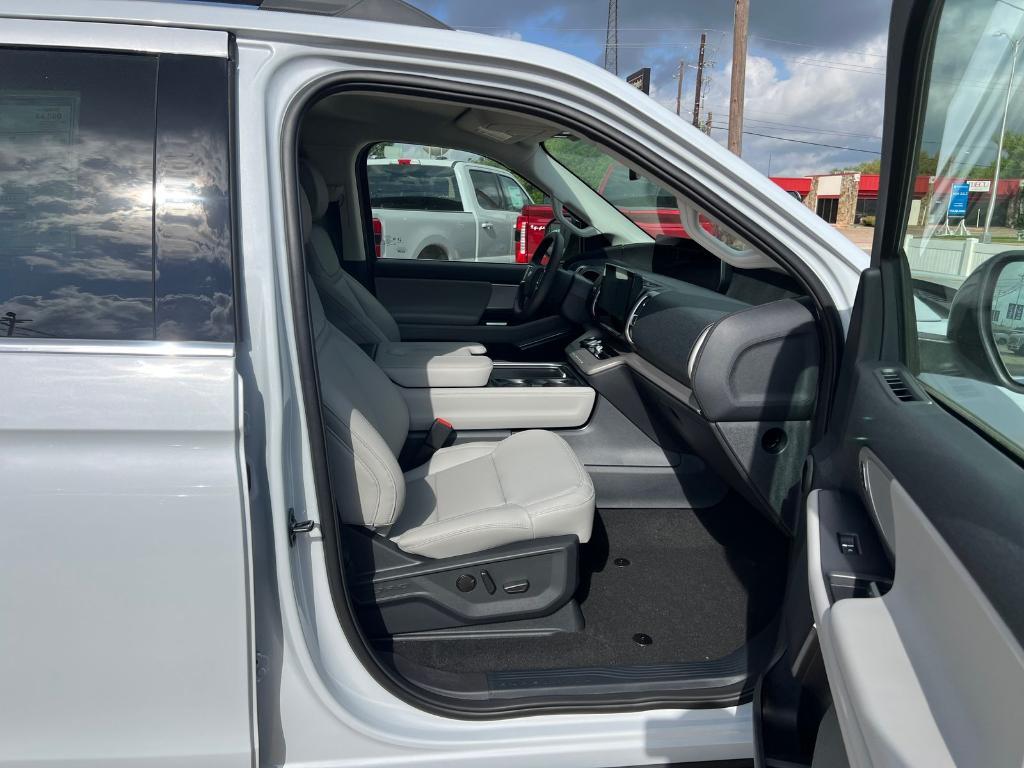 new 2026 Ford Expedition car, priced at $67,770