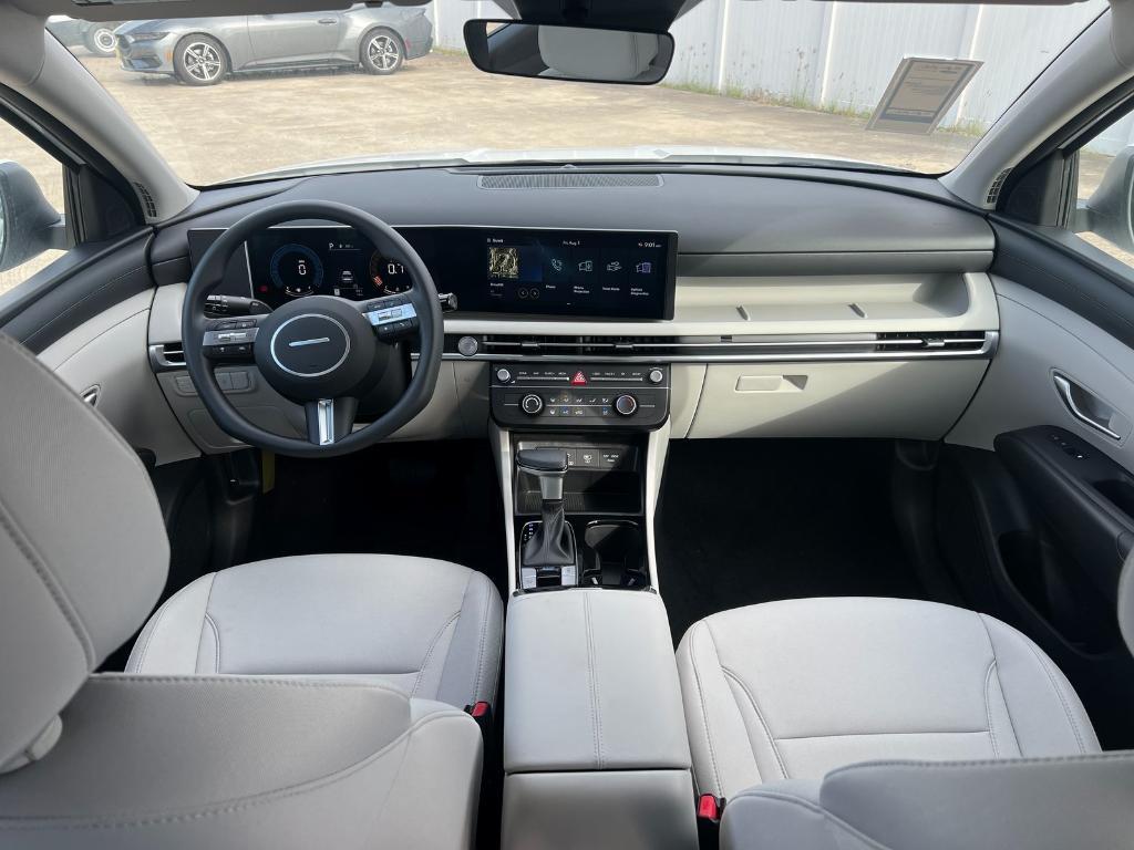 new 2025 Hyundai Tucson car, priced at $27,320