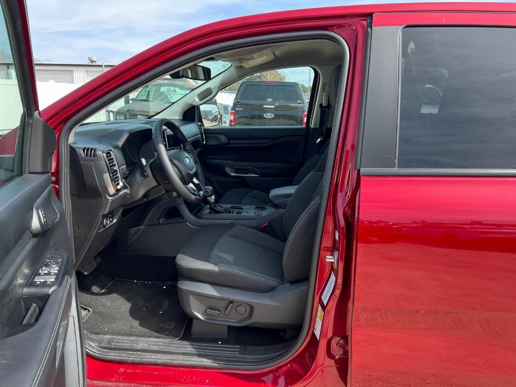 new 2025 Ford Ranger car, priced at $34,050