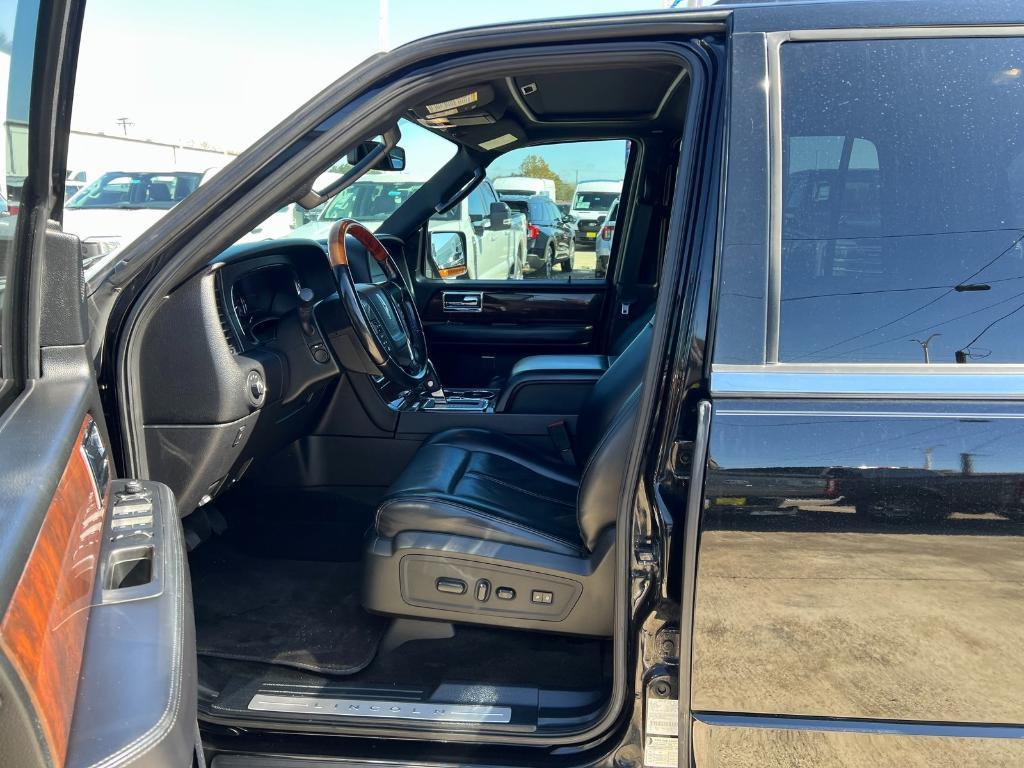 used 2017 Lincoln Navigator car, priced at $12,698