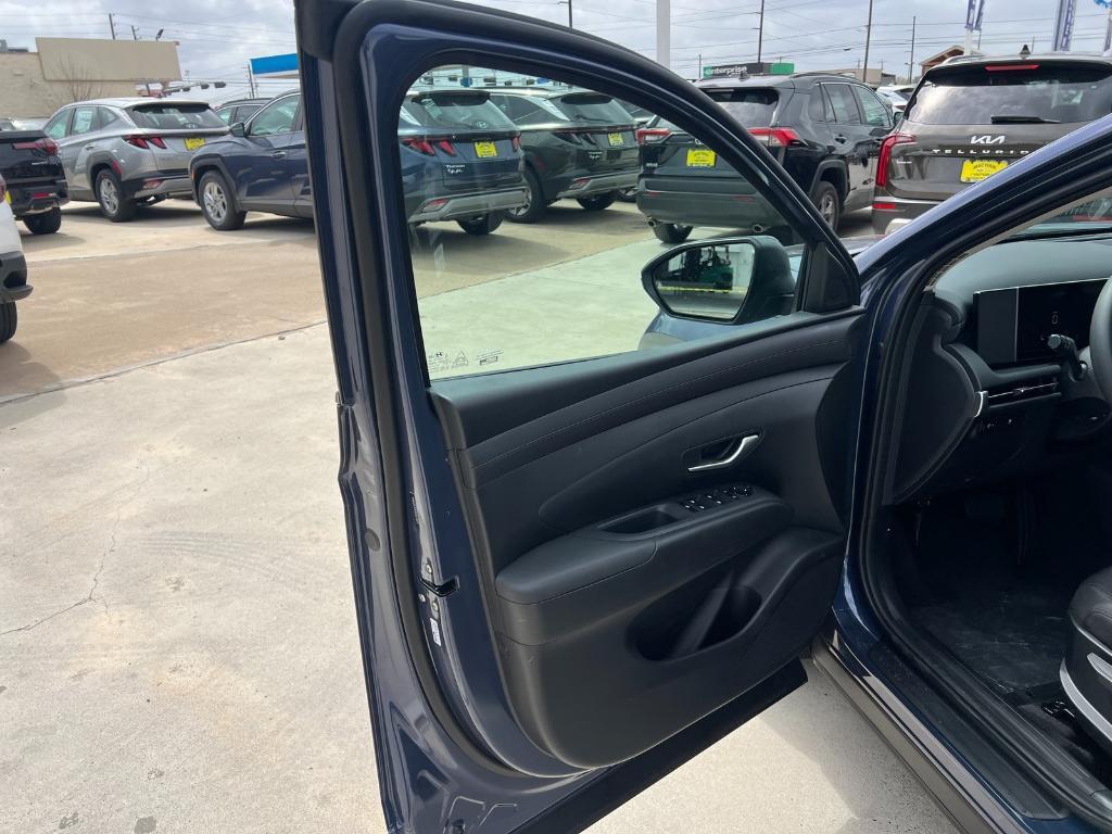 new 2025 Hyundai Tucson car, priced at $24,664