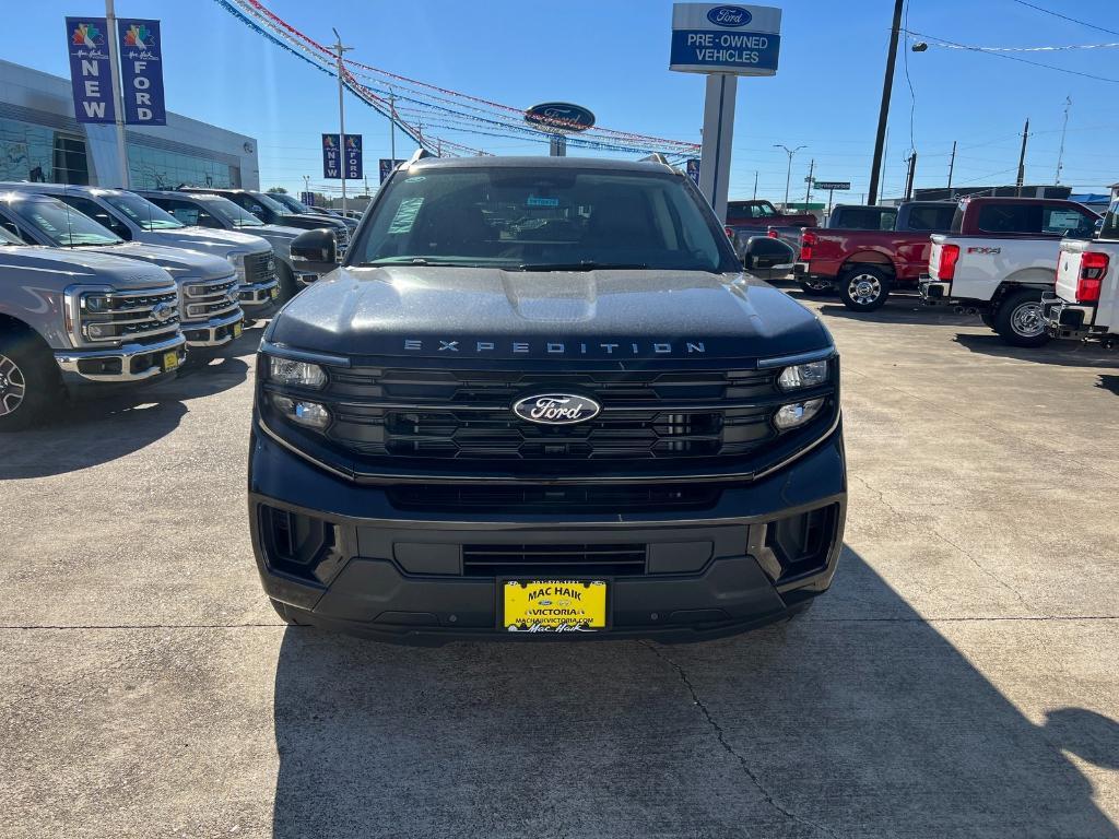 new 2025 Ford Expedition car, priced at $63,840