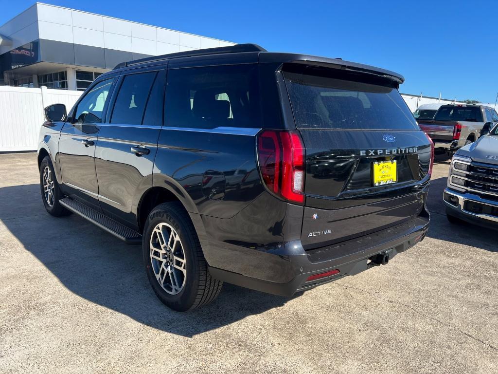 new 2025 Ford Expedition car, priced at $63,840