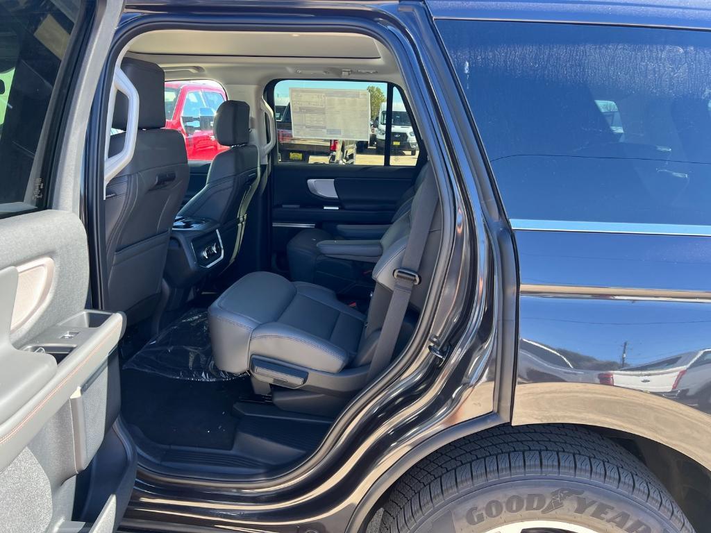 new 2025 Ford Expedition car, priced at $63,840