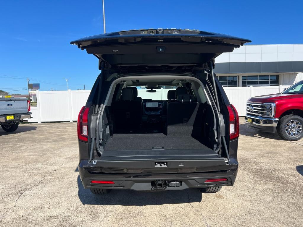 new 2025 Ford Expedition car, priced at $63,840