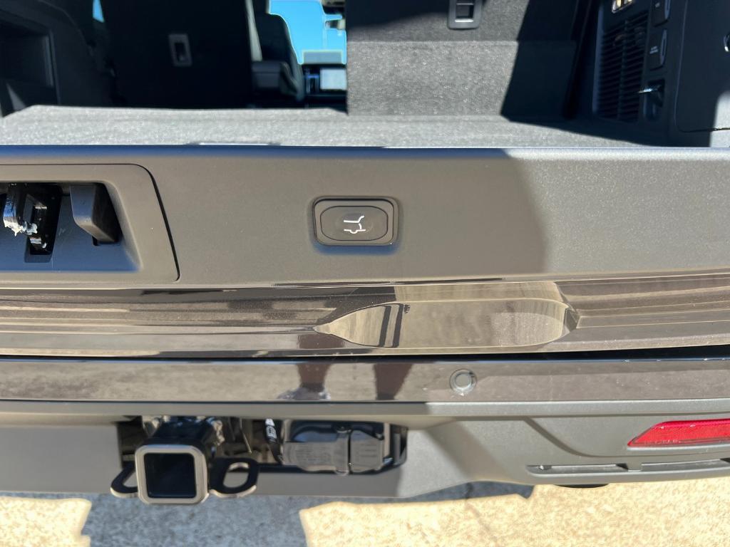 new 2025 Ford Expedition car, priced at $63,840