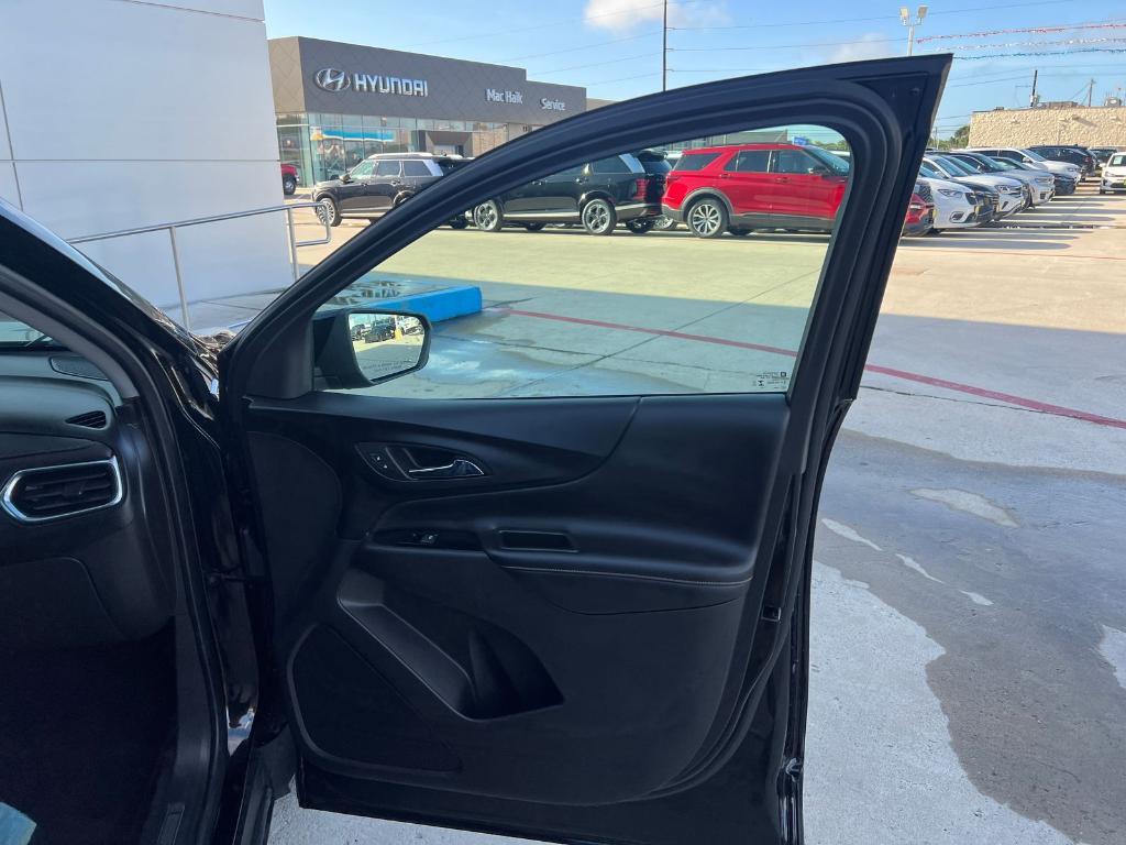 used 2023 Chevrolet Equinox car, priced at $21,711