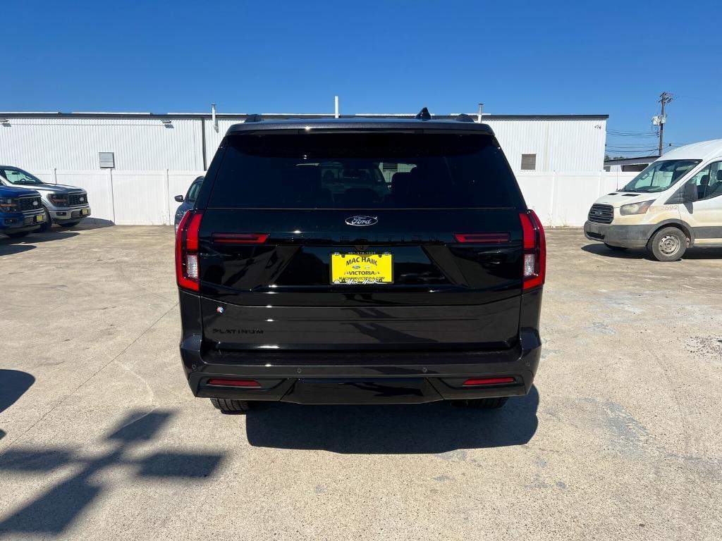 new 2025 Ford Expedition car, priced at $75,670
