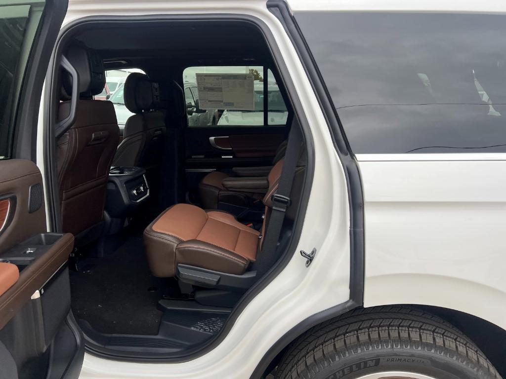 new 2026 Ford Expedition car, priced at $87,650