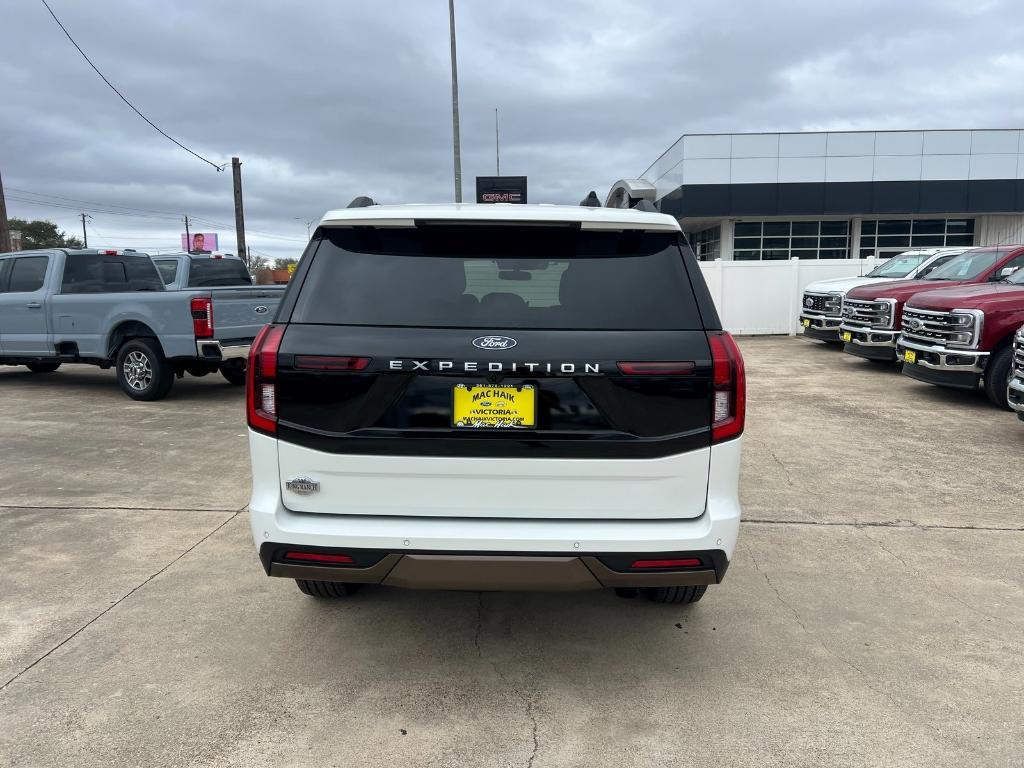 new 2026 Ford Expedition car, priced at $87,650