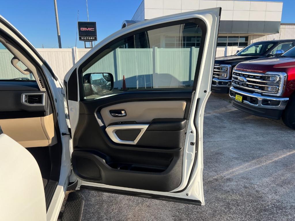 used 2017 Nissan Titan car, priced at $14,756