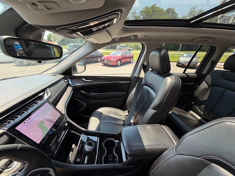 used 2022 Jeep Grand Cherokee car, priced at $28,944