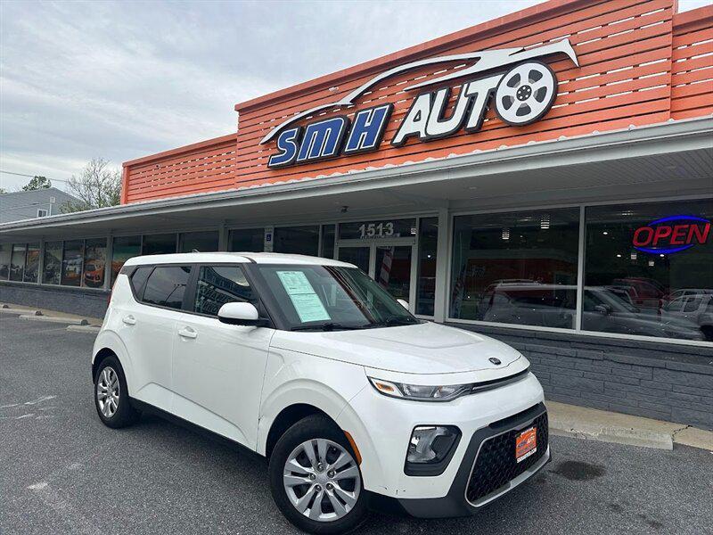 used 2020 Kia Soul car, priced at $15,914