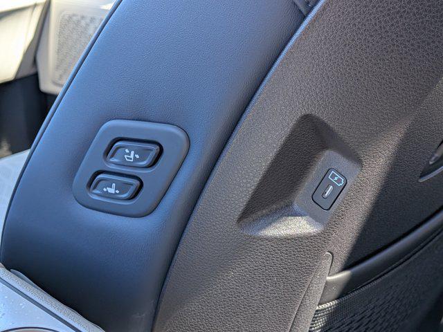 new 2026 Kia Carnival car, priced at $48,393