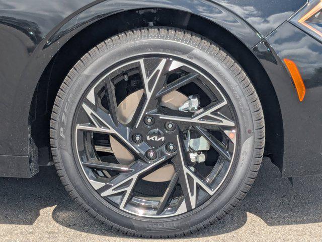 new 2026 Kia K5 car, priced at $30,067