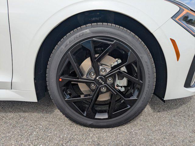 new 2026 Kia K5 car, priced at $31,077